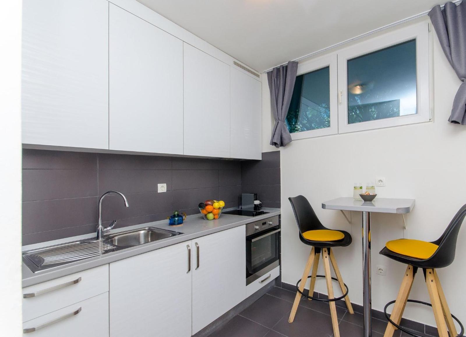 Side By Side Apartments 스플리트 외부 사진