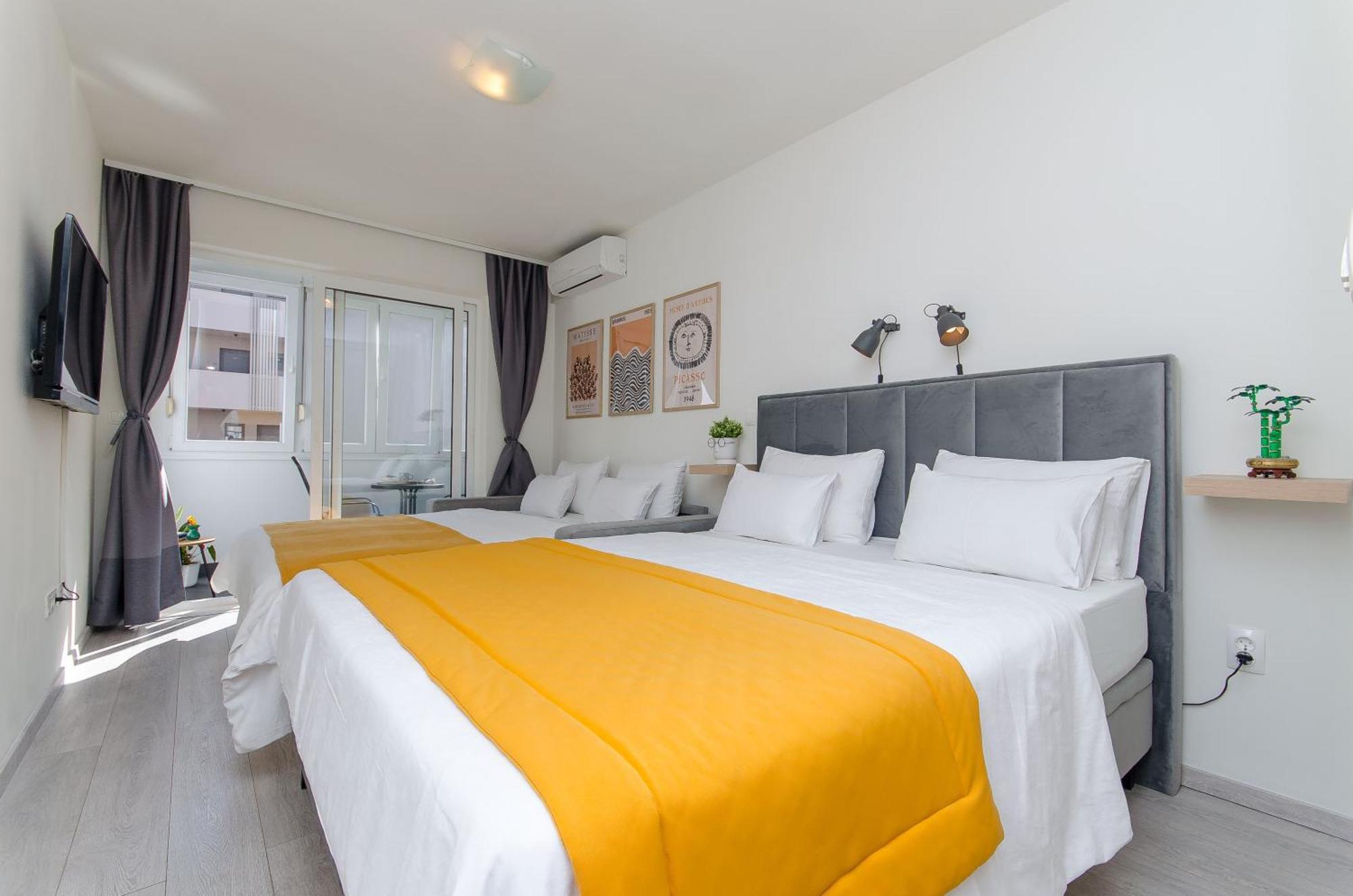 Side By Side Apartments 스플리트 외부 사진