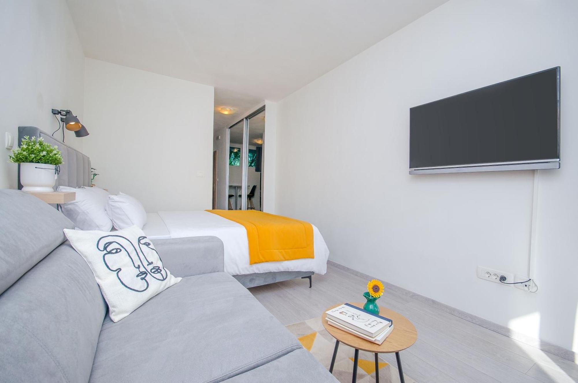 Side By Side Apartments 스플리트 외부 사진