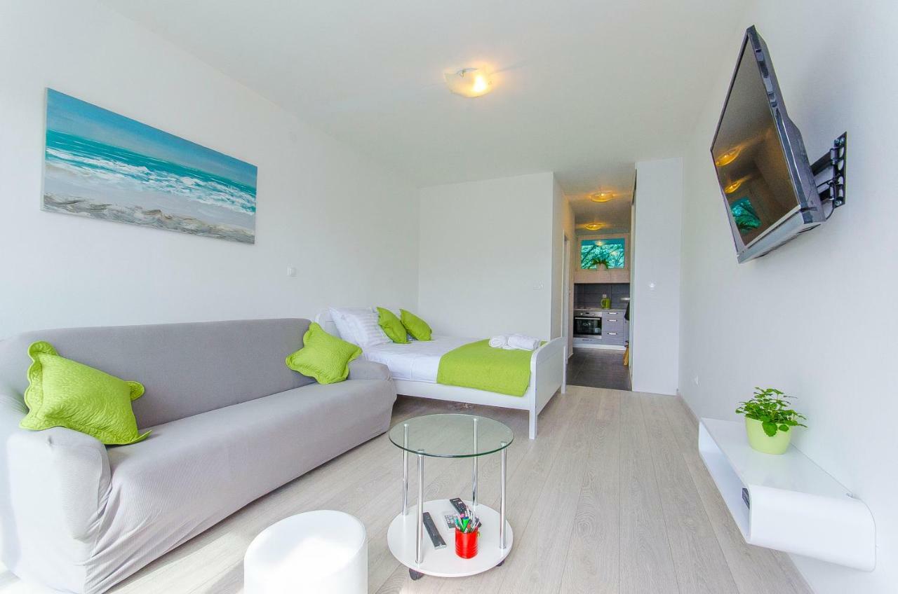 Side By Side Apartments 스플리트 외부 사진