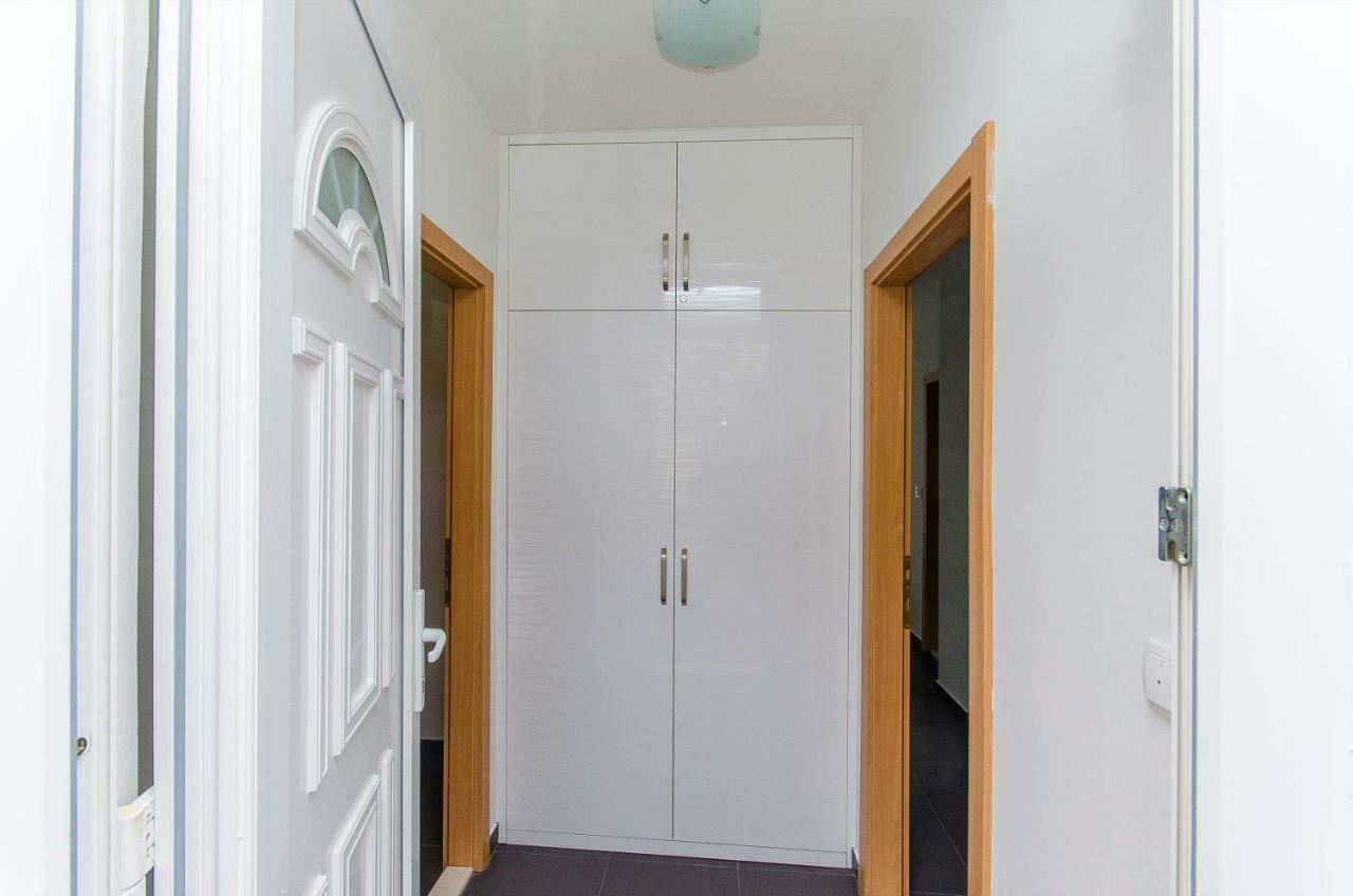 Side By Side Apartments 스플리트 외부 사진