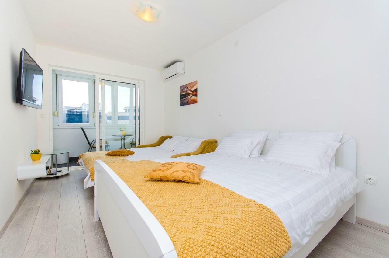 Side By Side Apartments 스플리트 외부 사진